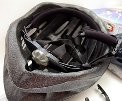 casque cycliste à reglage microlock